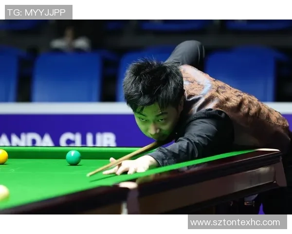 18岁天才挑战丹尼斯的巅峰对决谁将成为新一代的棋坛霸主 18岁天才挑战丹尼斯的巅峰对决谁将成为新一代的棋坛霸主